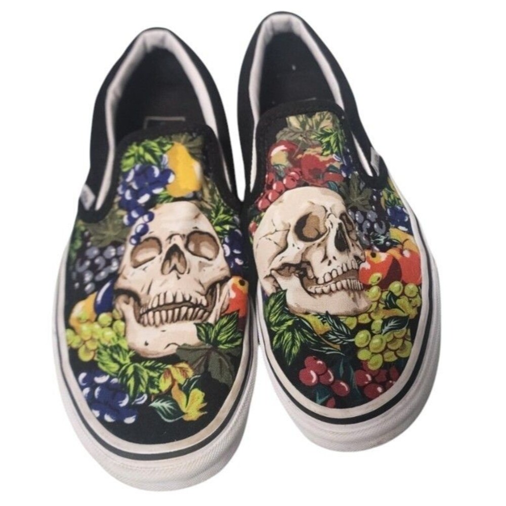 VANS Classic Slip-On 'Fruit Skull' Unisex Sneakers EU 39 M7 W8.5 Canvas
